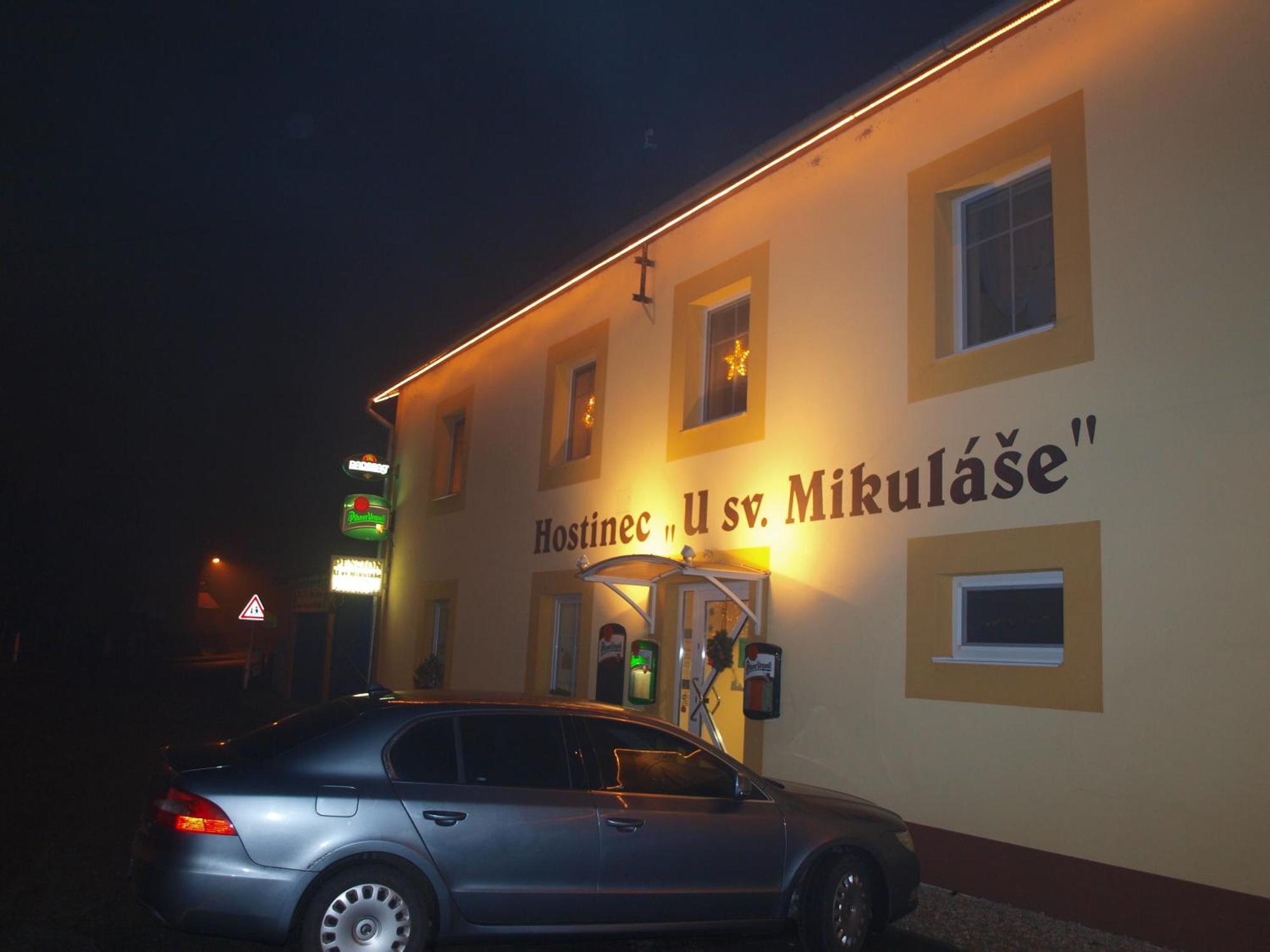 Hostinec A Penzion U Sv. Mikulase Hotel Hat Bagian luar foto